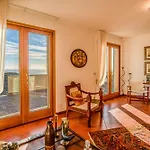Casa Aldrovandi Tatil Evi